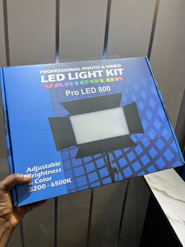 LED 800 with Accessories